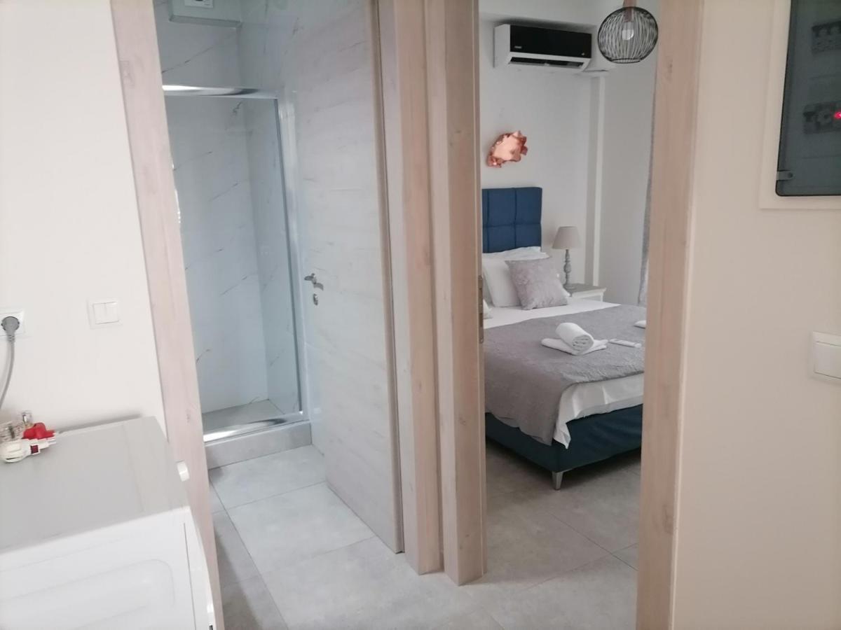 Petrani Suite 1 Неа-Перамос Экстерьер фото